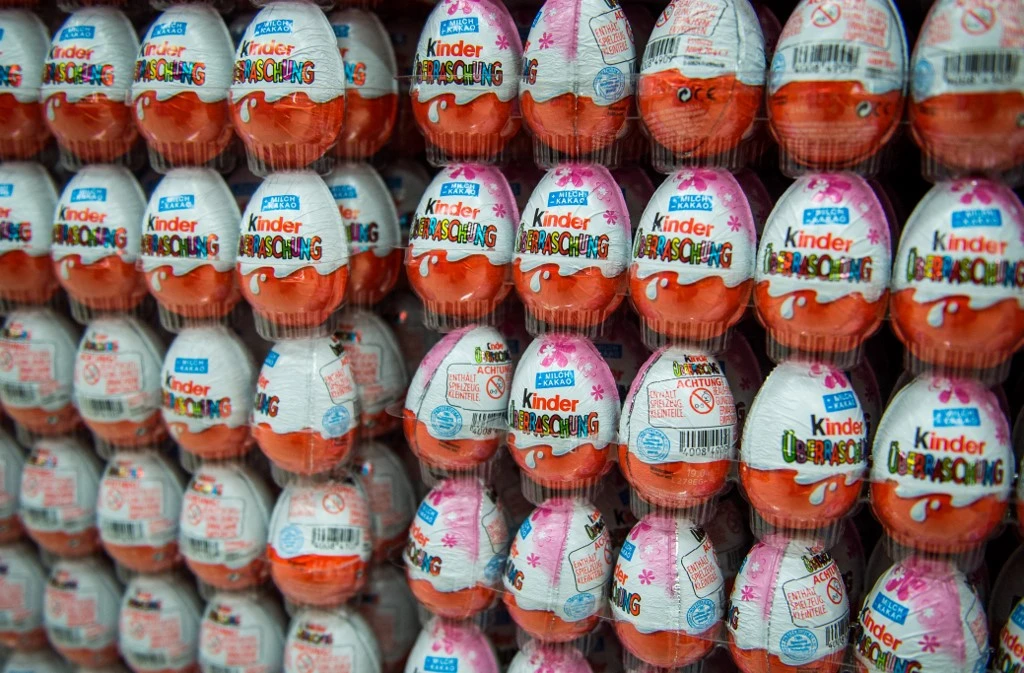 Salmonellose: l'usine Kinder arrêtée par les autorités belges, Ferrero «reconnaît des défaillances»