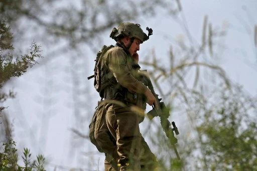 Tir d'une roquette du Liban vers Israël, représailles israéliennes