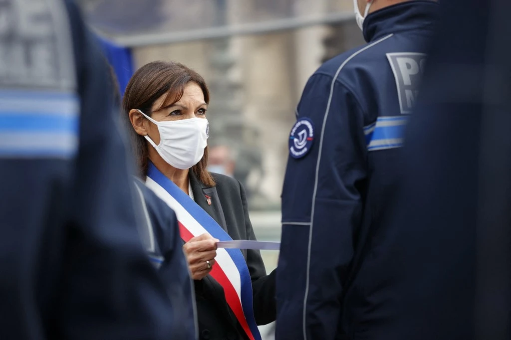 Lutte anti-bruit: quand la police municipale parisienne fait chauffer le moteur