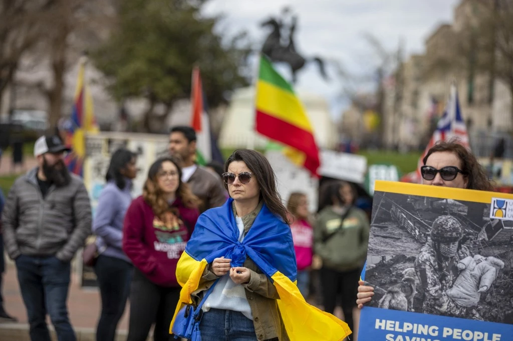 Aider l'Ukraine, oui, mais sous forme de dons, demande le FMI