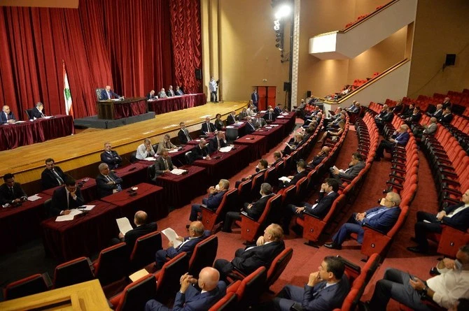 Liban: Le Parlement interrompt sa session sur le contrôle des capitaux