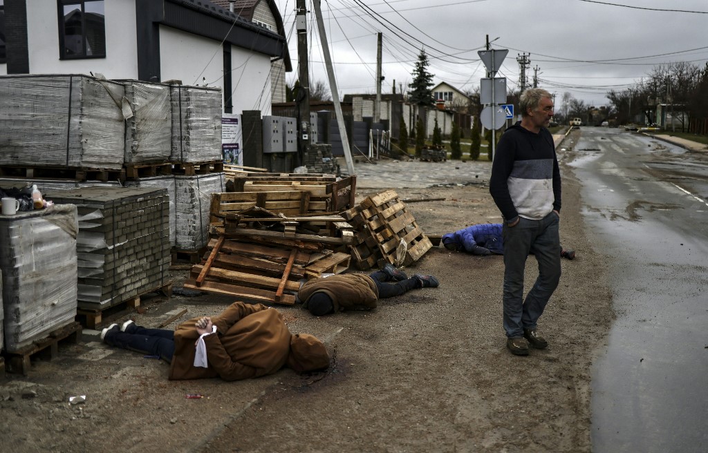 Ukraine: 20 nouveaux corps de civils découverts dans la région de Kiev