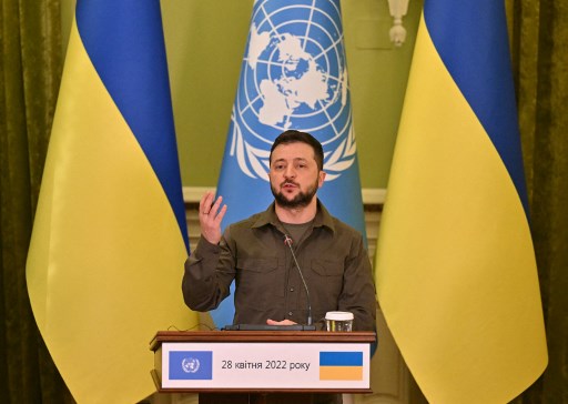 Ukraine: loi martiale et mobilisation générale prolongées jusqu'au 23 août