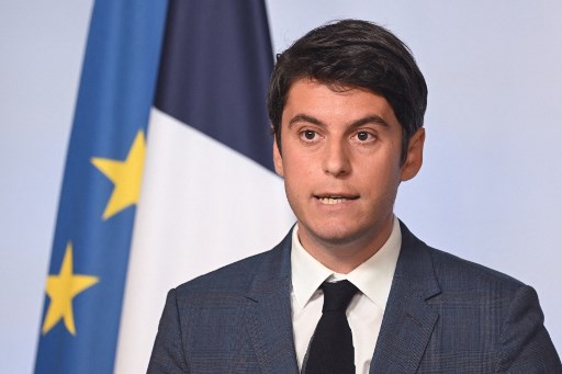 Le gouvernement Castex «restera en place» jusqu'au 13 mai au moins, selon Attal