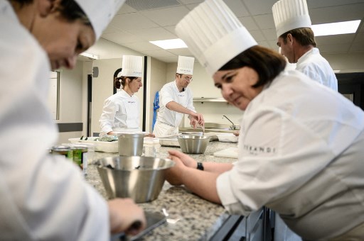 Dijon ouvre sa Cité de la gastronomie et du vin, ambassade du repas français