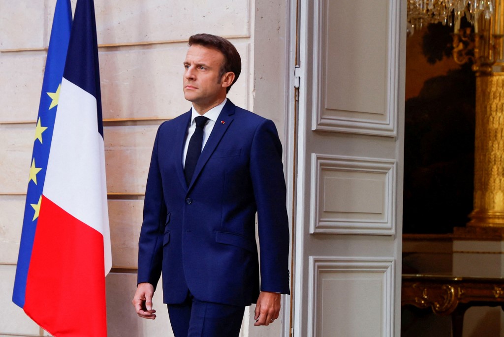 Réinvesti, Macron promet «une France plus forte» et «une planète plus vivable»