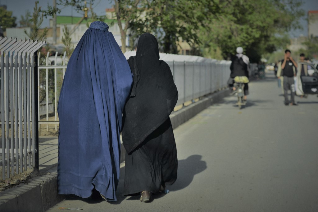 Femmes: Le Conseil de sécurité de l'ONU demande aux talibans d' «inverser rapidement» leur politique restrictive