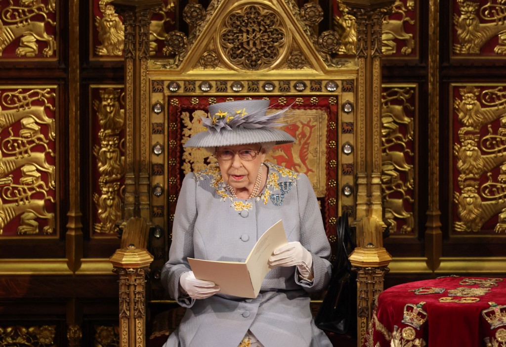 Un gâteau au citron couronné pour le jubilé d'Elizabeth II