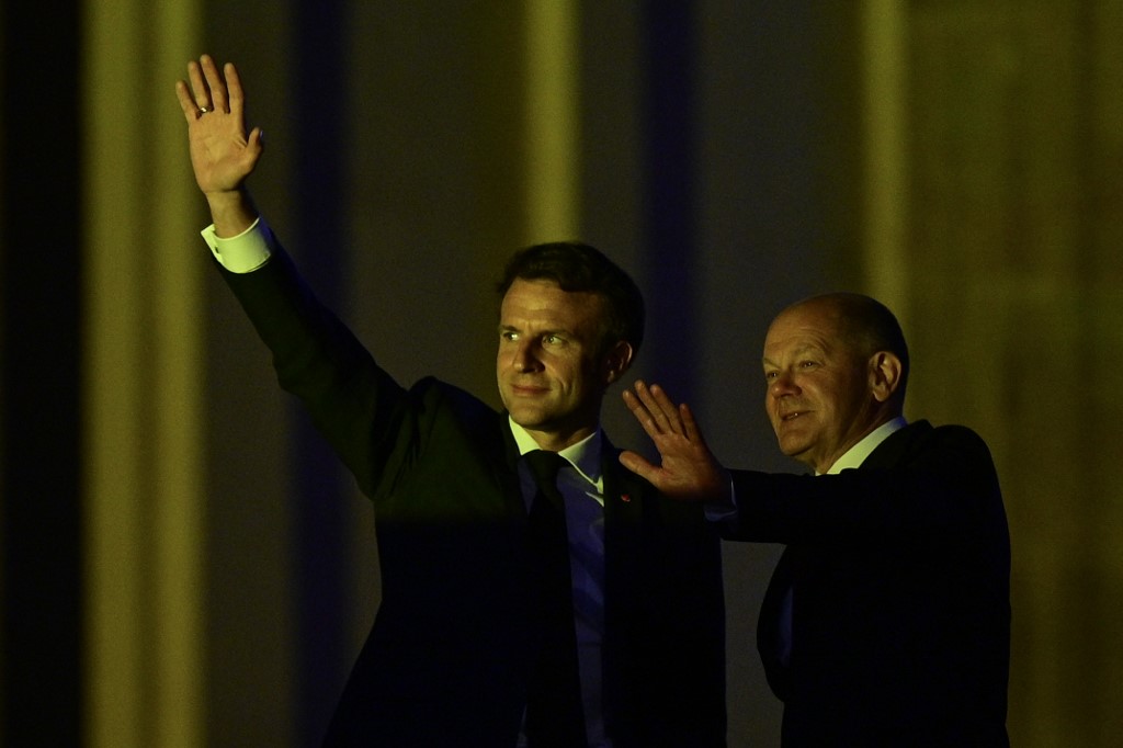 Macron et Scholz soutiennent l'Ukraine devant la Porte de Brandebourg