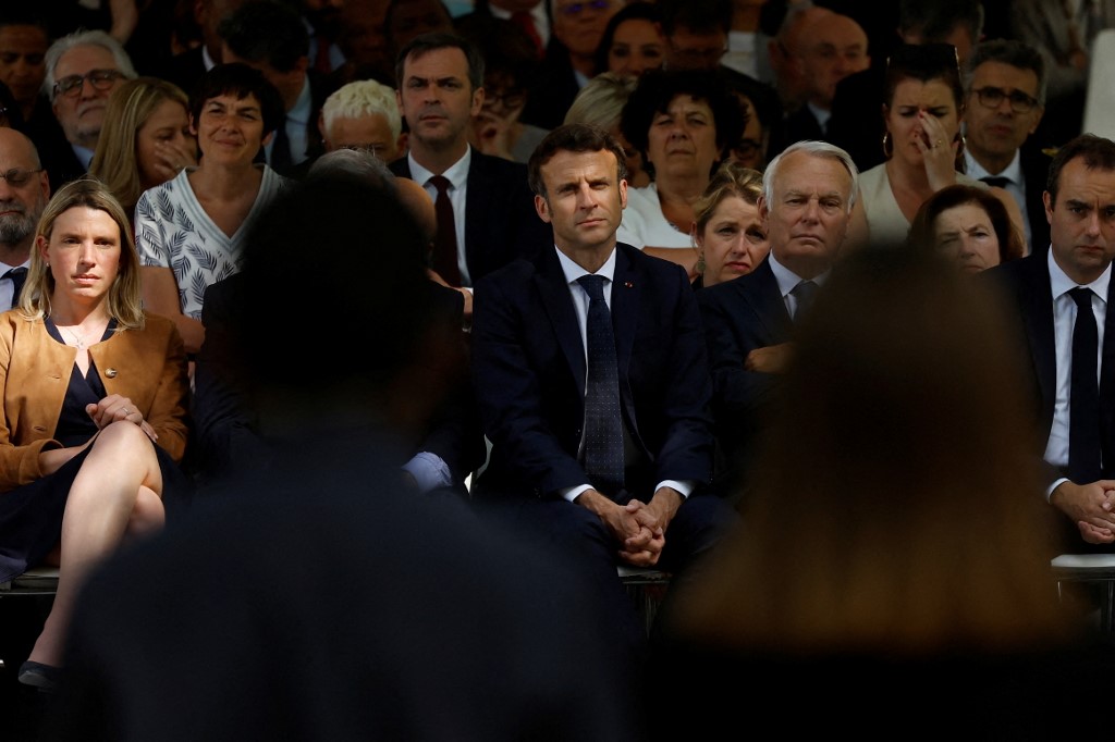 Macron et 400 jeunes se souviennent des victimes de l'esclavage