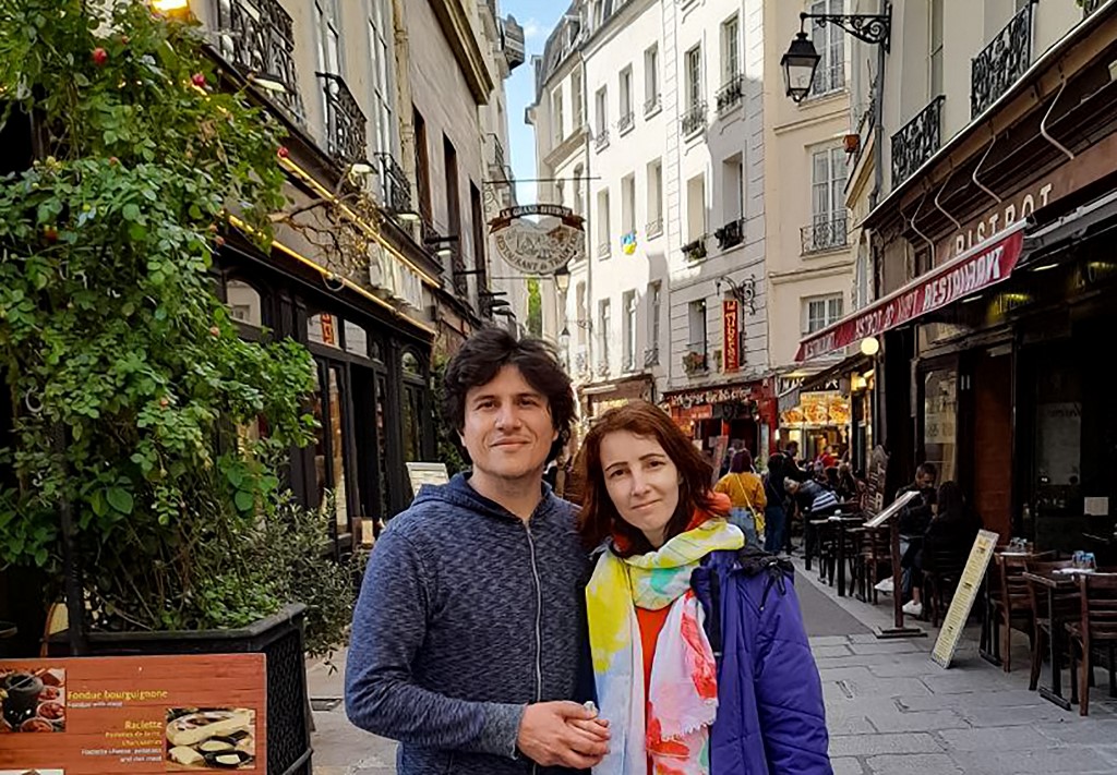 Des Russes fuyant Poutine se plaignent d'un accueil froid en France