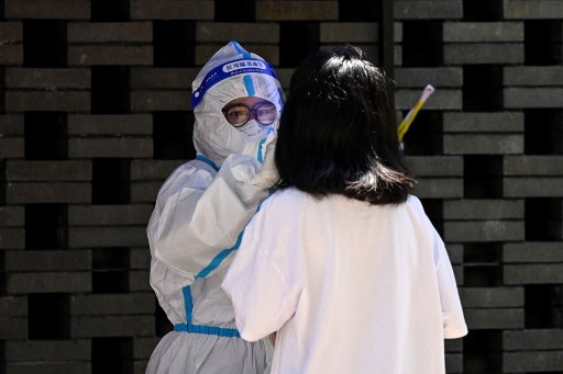 Chine: sus au virus à grands coups de désinfectant