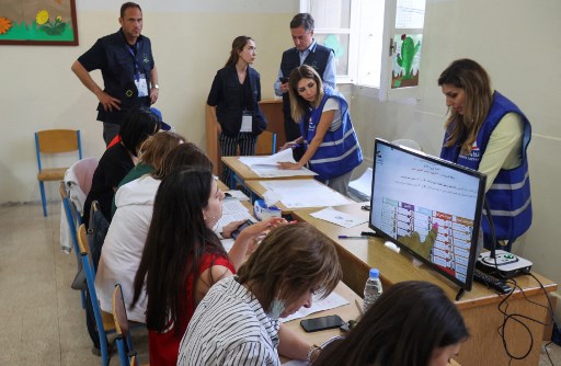 Le Liban en crise dans l'attente des résultats des législatives
