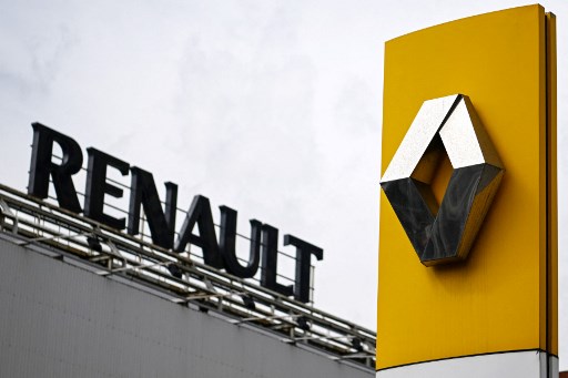 Pannes de moteurs Renault: un millier d'automobilistes menacent le groupe de poursuites