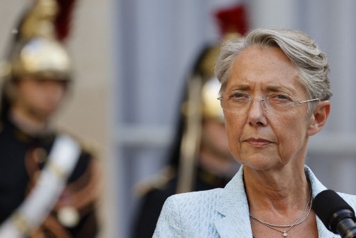 Elisabeth Borne, une nouvelle Première ministre déjà face aux urgences