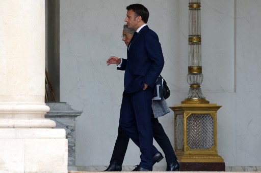 Macron II: Les défis de la recomposition du paysage politique