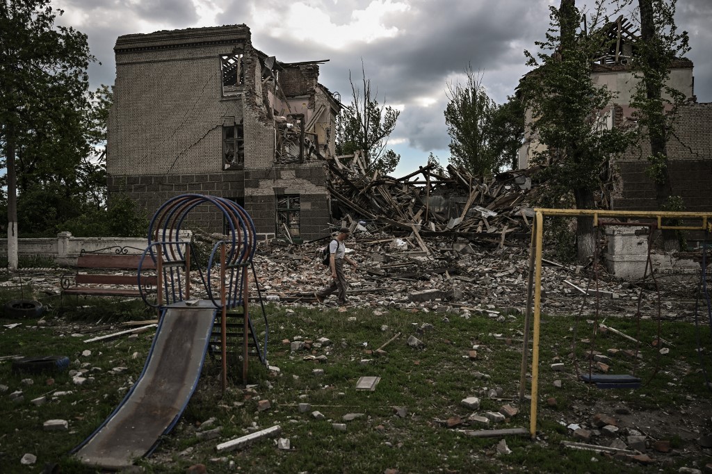 Ukraine: le Donbass ravagé par une bataille acharnée, Severodonetsk menacée