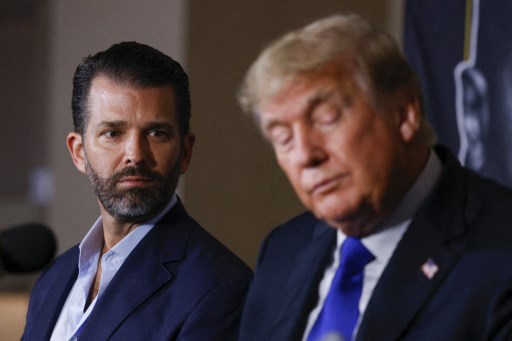 Le fils de Trump a témoigné devant la commission d'enquête sur l'attaque contre le Capitole