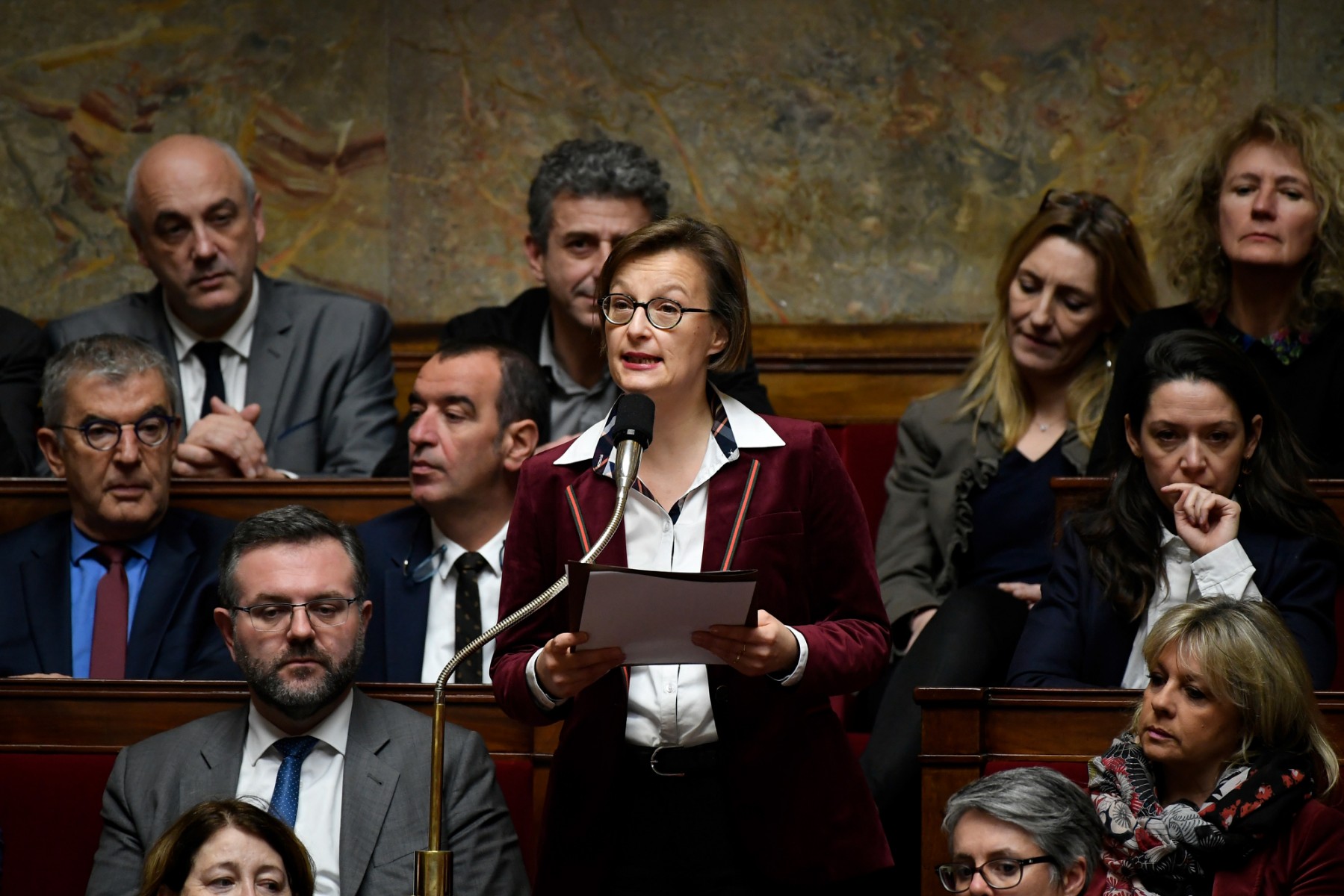 Retraite à 65 ans: les candidats macronistes, prudents avocats d'une réforme sensible