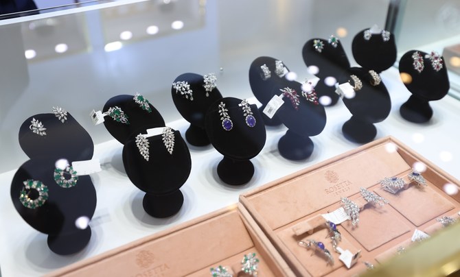Riyad accueille la deuxième édition d'un événement présentant des bijoux de luxe