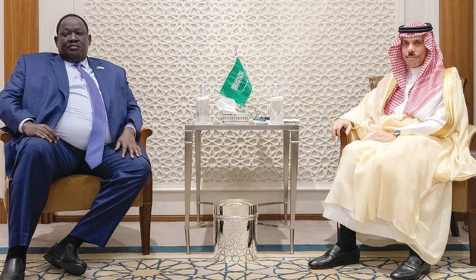 Le ministre des Affaires étrangères saoudien reçoit le conseiller à la sécurité du président sud-soudanais