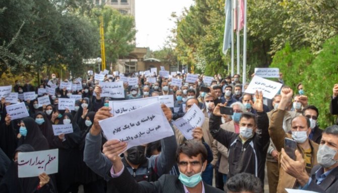 Le régime iranien sous pressions pour libérer les enseignants détenus à la suite de protestations salariales