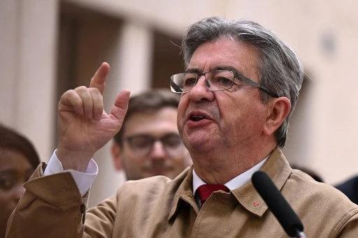 Législatives: Mélenchon veut un Smic à 1 500 euros nets