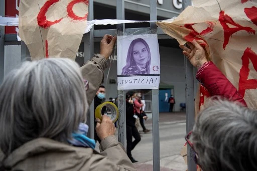 Chili: décès d'une journaliste blessée par balle lors des manifestations du 1er mai