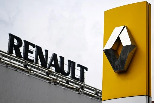 Pannes de moteurs Renault: un millier d'automobilistes menacent le groupe de poursuites