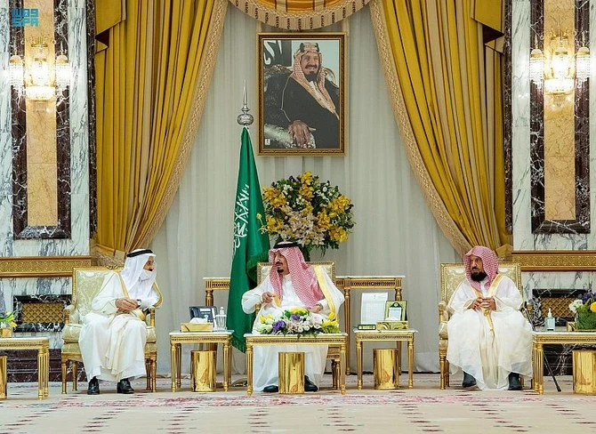 Le roi Salmane d'Arabie saoudite reçoit plusieurs hauts responsables à La Mecque (Photo, SPA).