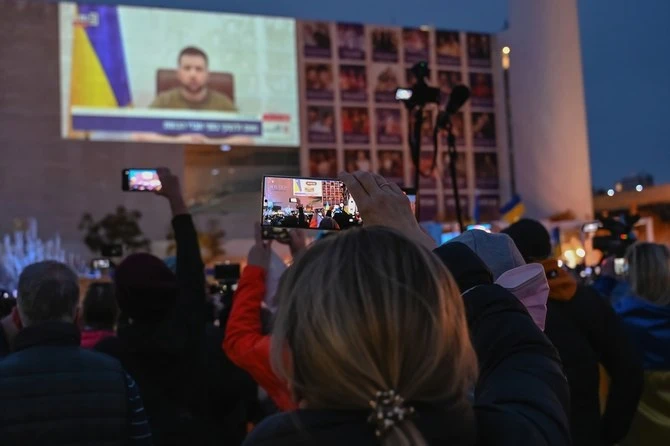YouGov: La majorité des Arabes ne font confiance à aucun média couvrant l’invasion russe en Ukraine