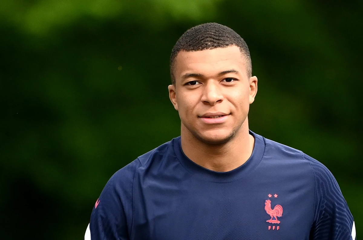 Prolongation de Mbappé au PSG: la plainte de la Ligue espagnole auprès de l'UEFA «déjà rédigée», selon Tebas