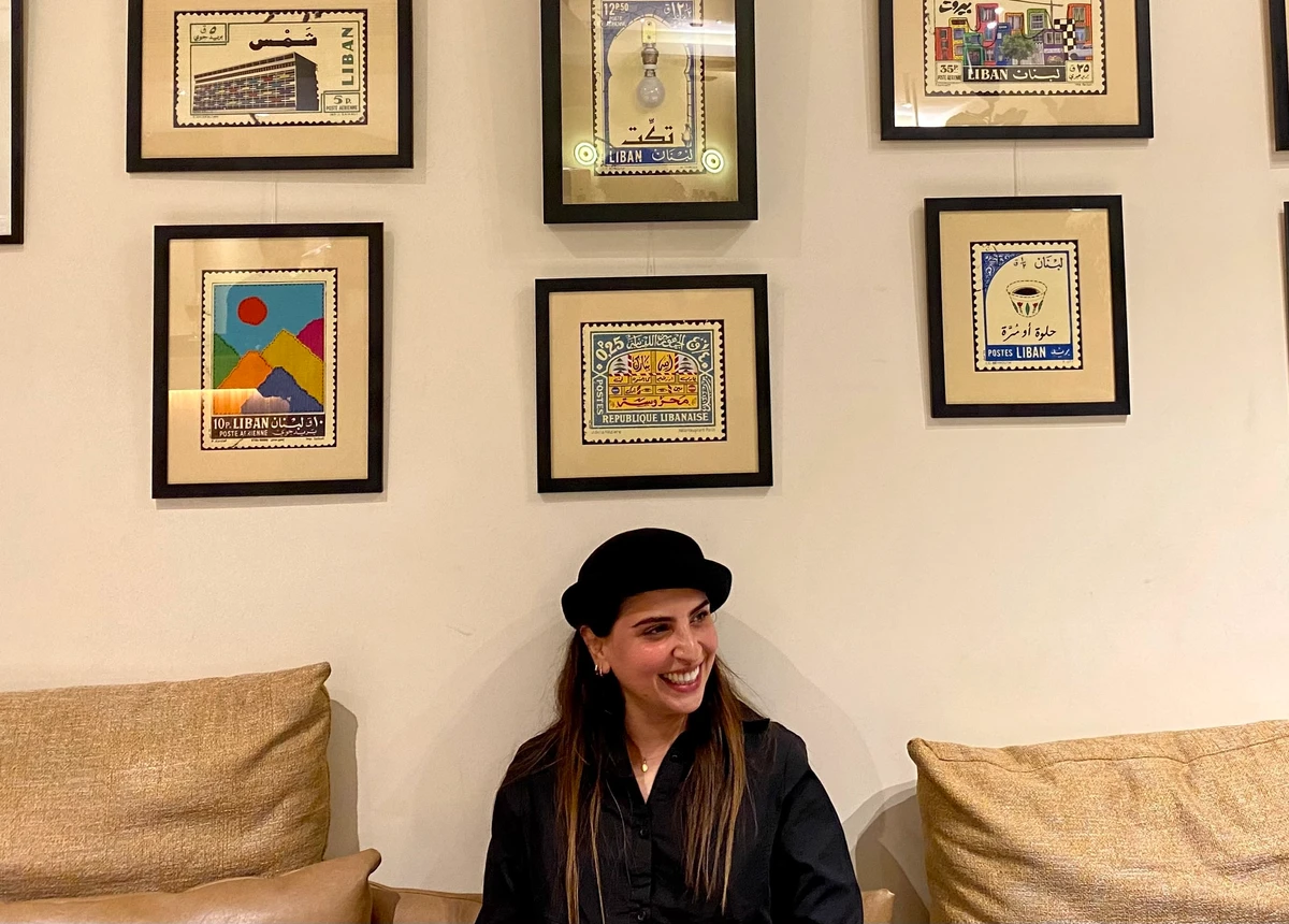 Jessica Schoucair, une artiste qui illustre la réalité libanaise avec sarcasme et nostalgie