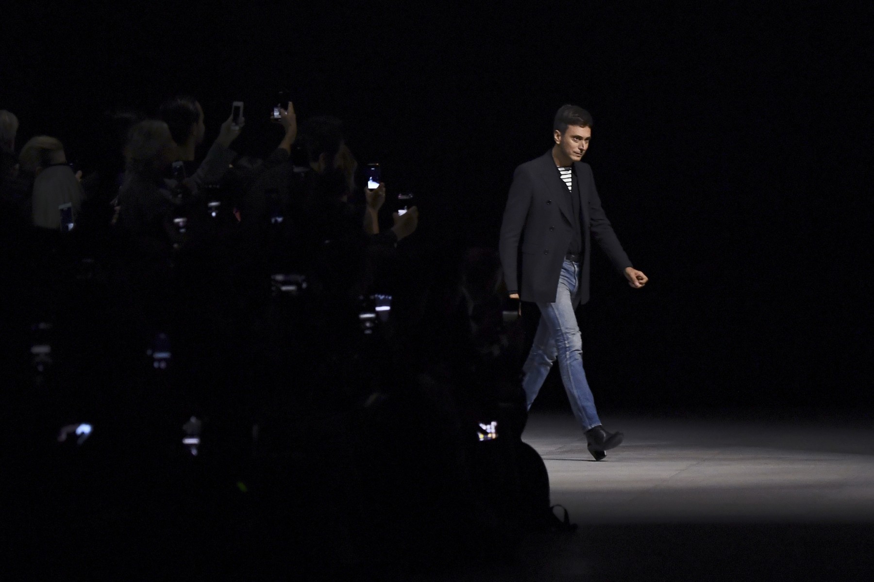 Celine clôture la Fashion week homme à Paris, plus forte après la Covid