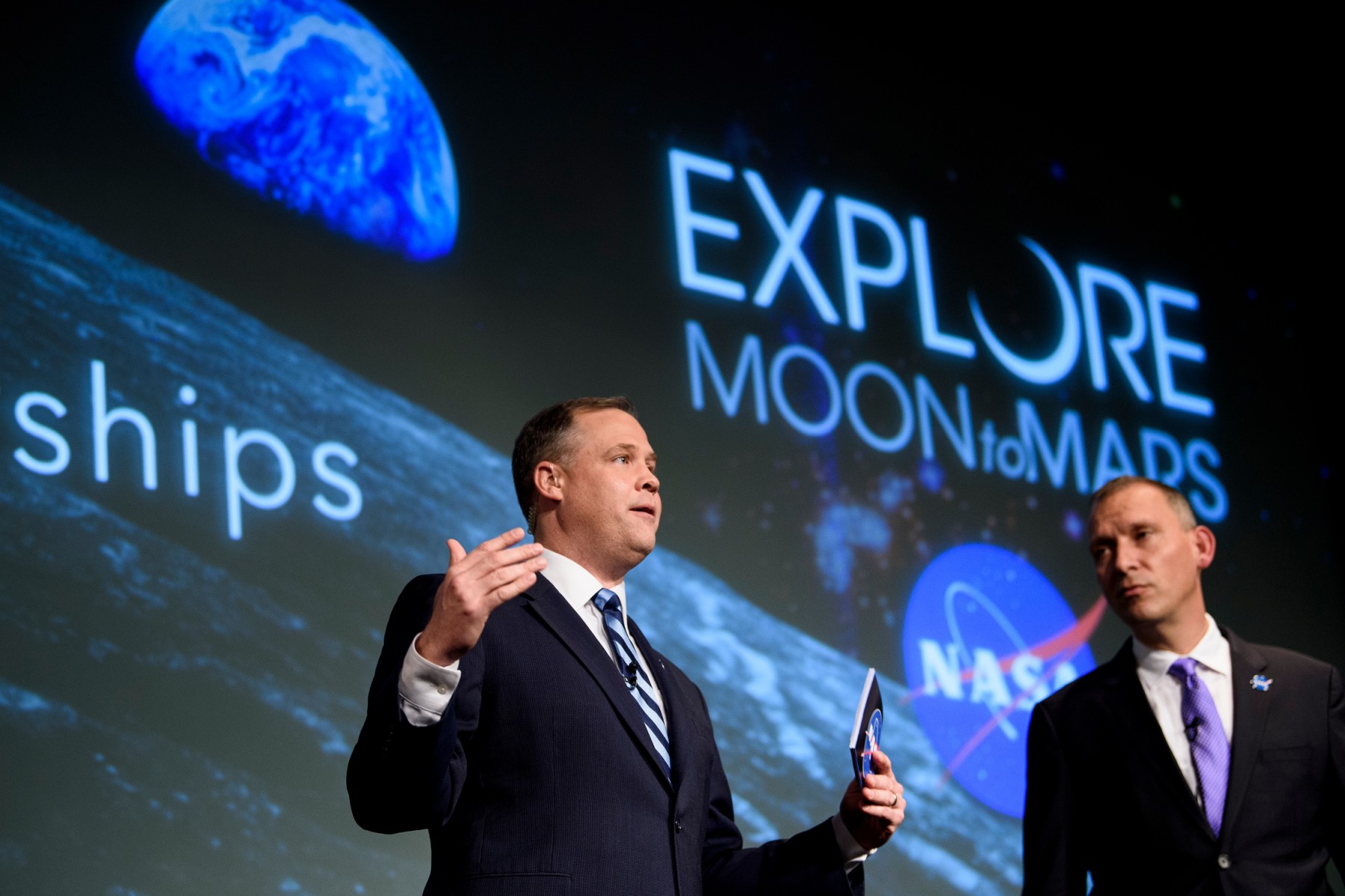 La Nasa va chercher à expliquer les ovnis