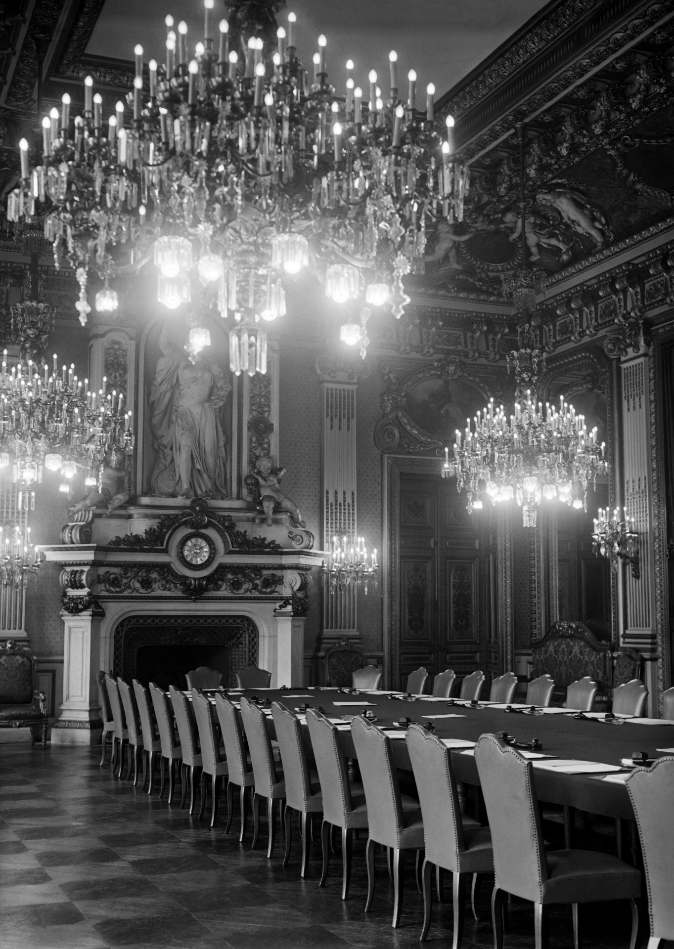 Quai d'Orsay: La grève des diplomates interpelle et inquiète