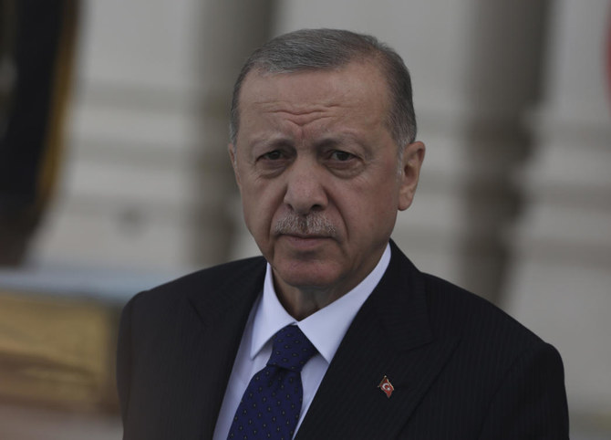 Turquie: Erdogan confirme sa candidature à la présidentielle de juin 2023
