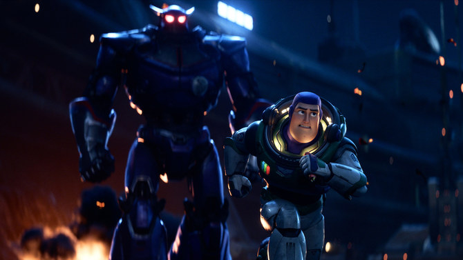 Scène extraite du film « Buzz l’Éclair » qui a suscité un débat au sujet des intentions de Disney+ (Photo fournie)