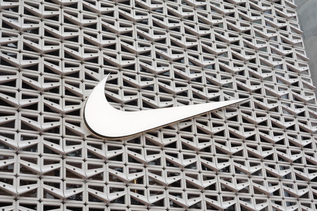 Nike quitte définitivement le marché russe et ne rouvrira pas ses magasins
