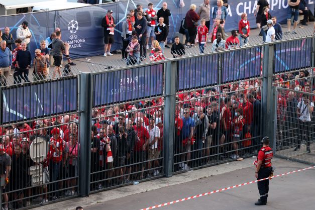 Stade de France: le ministre de l'Intérieur présente ses excuses aux supporters de Liverpool