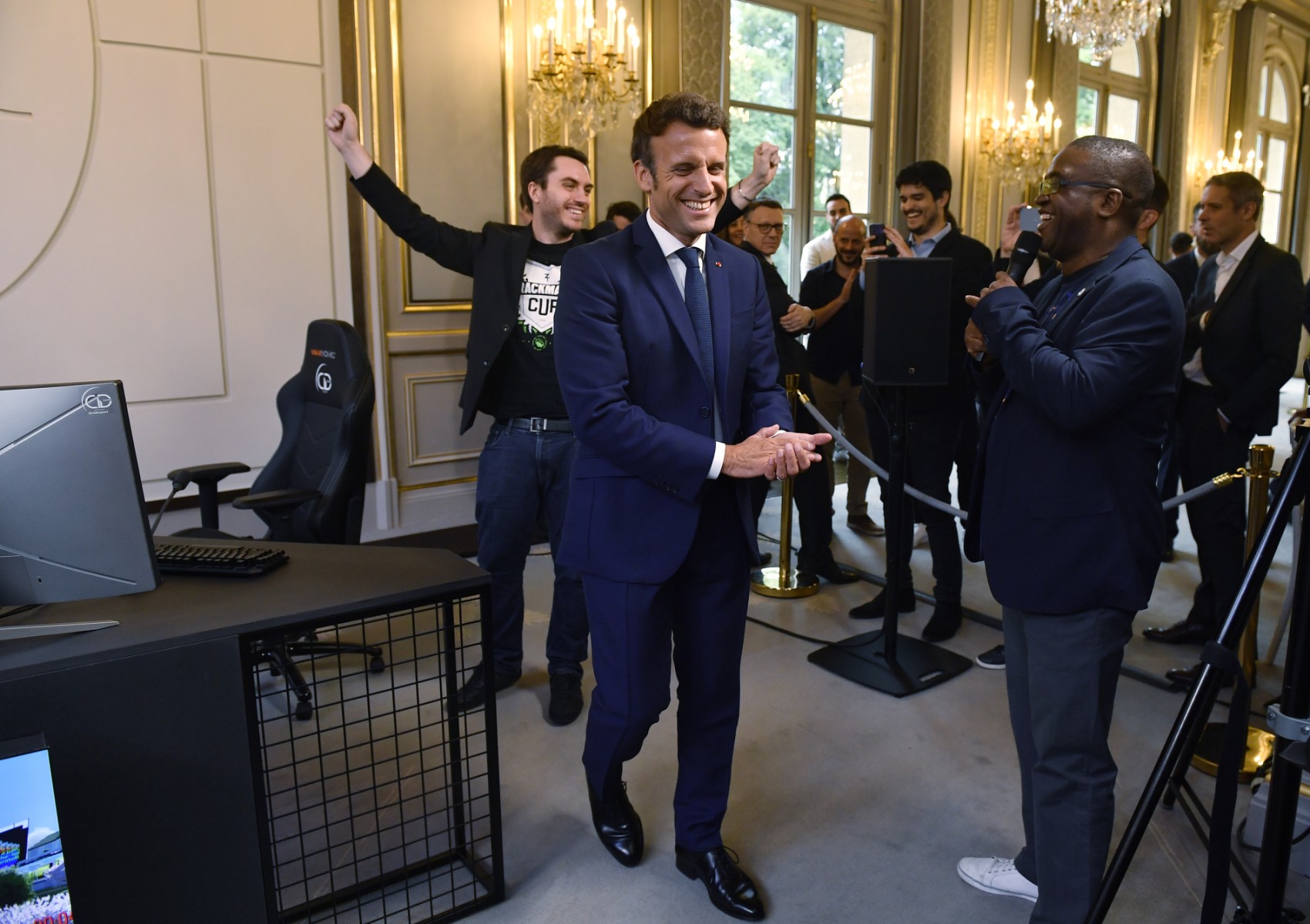 Législatives: la campagne s'achève sur des airs de déjà-vu