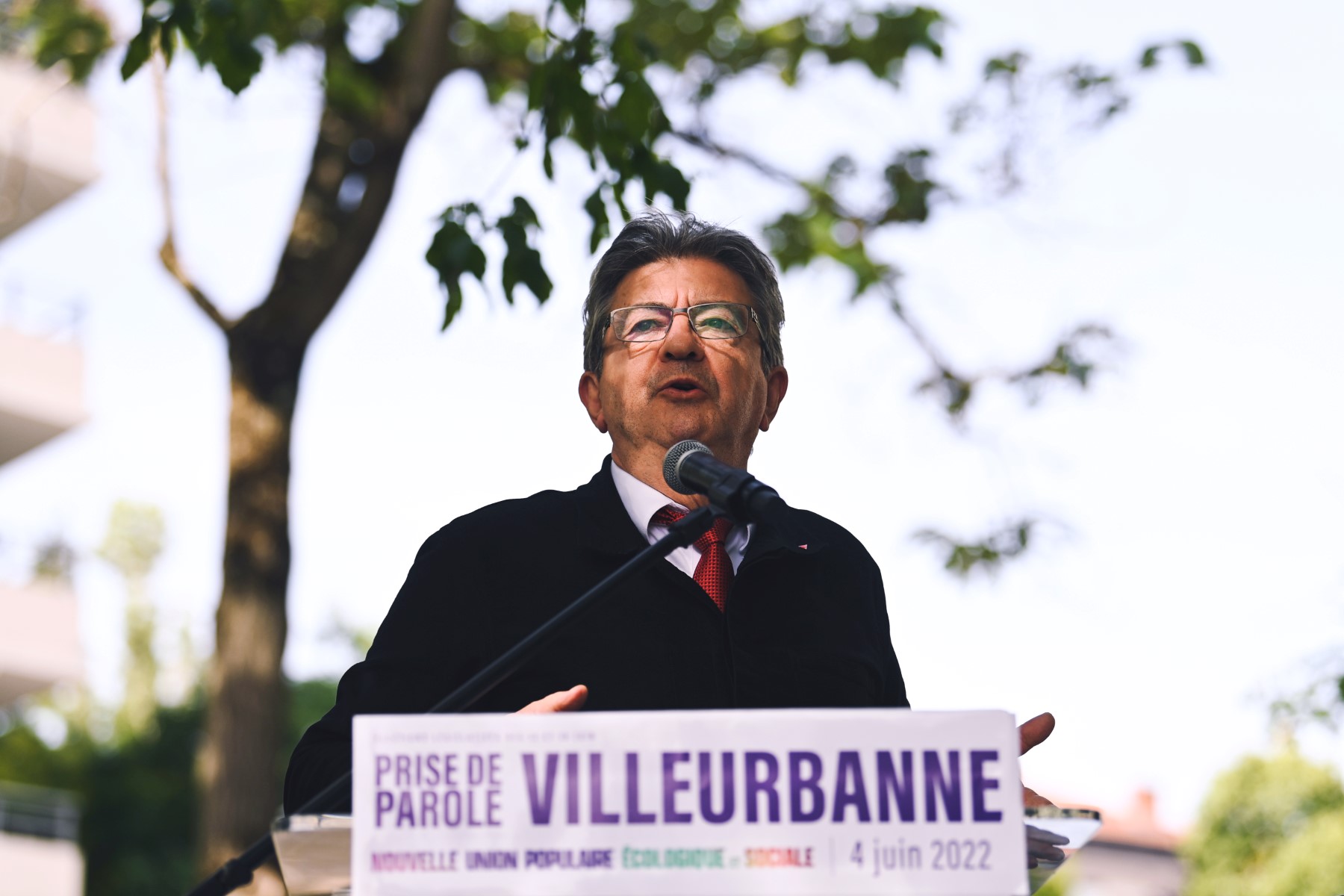 Législatives: duel à distance entre Mélenchon et Borne pour le Calvados