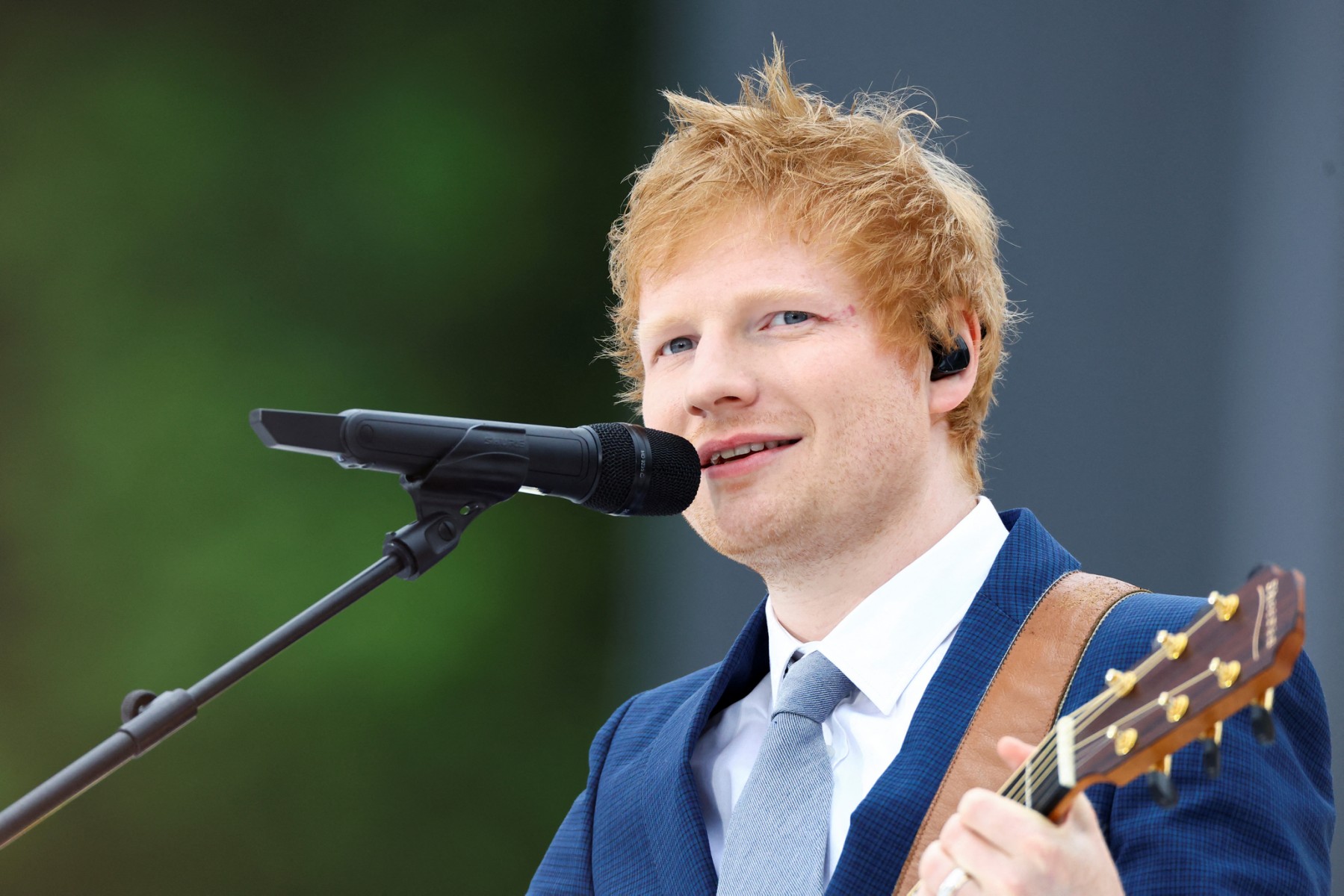 La star britannique de la pop Ed Sheeran a obtenu mardi le versement de plus d'un million d'euros de dommages pour couvrir ses frais légaux dans la bataille judiciaire remportée face à des auteurs-compositeurs qui l'accusaient de plagiat (AFP)