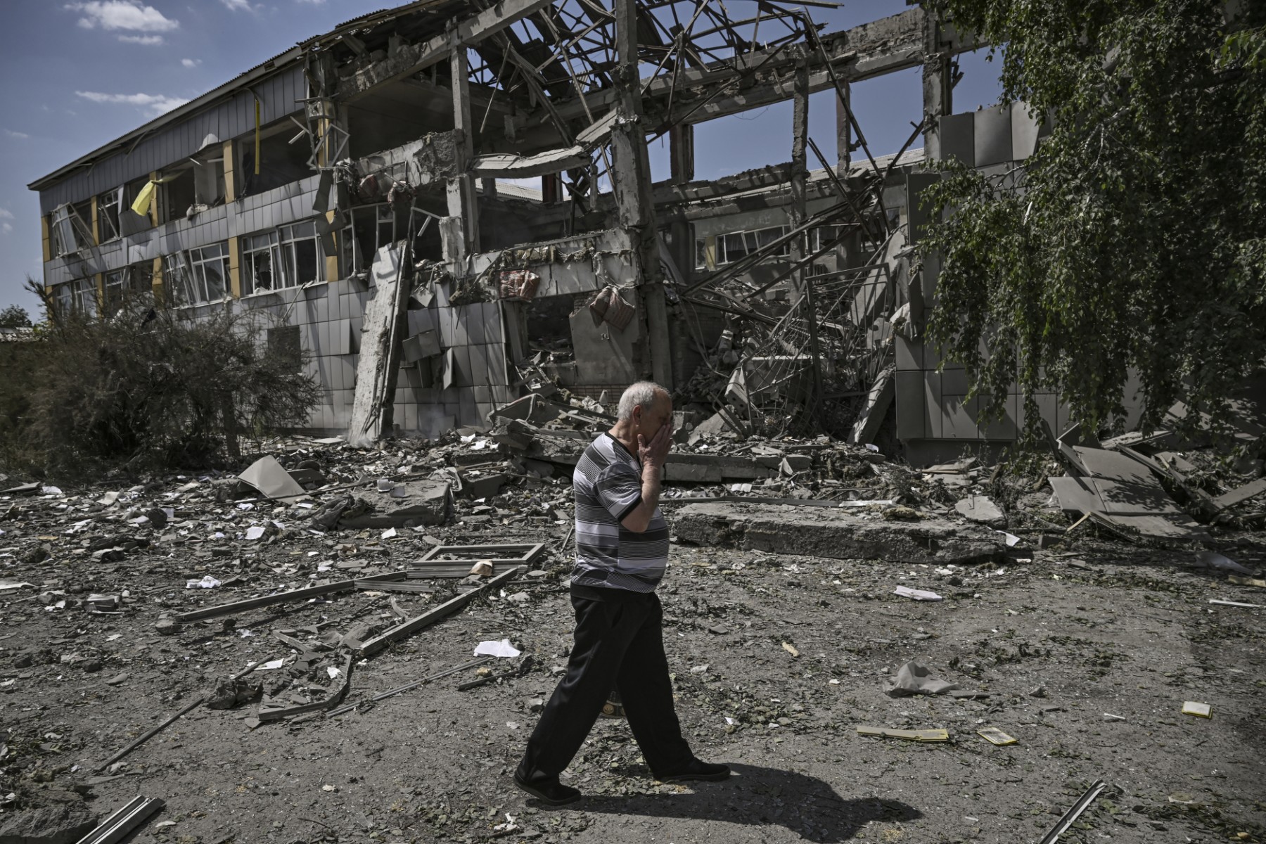L'Ukraine réclame des armes lourdes pour Severodonetsk où se joue «le sort» du Donbass