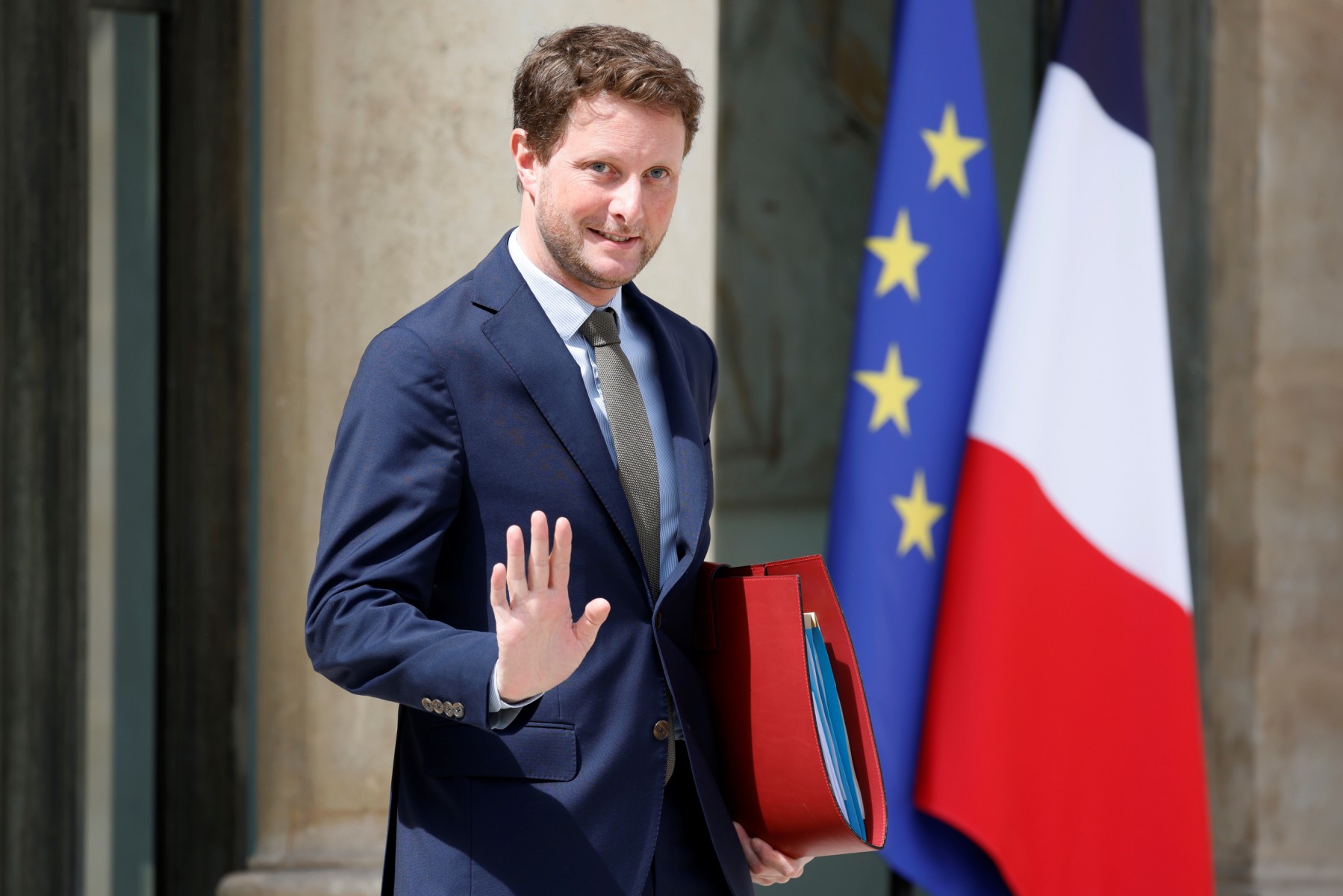 Un ministre en danger aux législatives à Paris face à la gauche