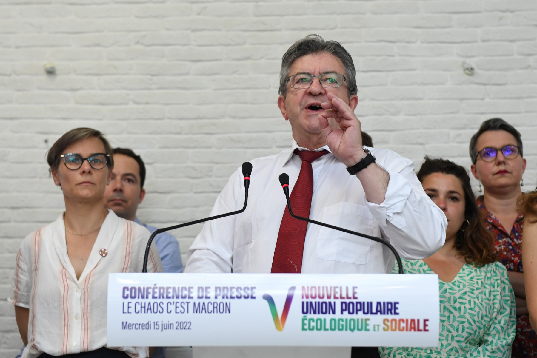 Législatives: la campagne entre dans le dur