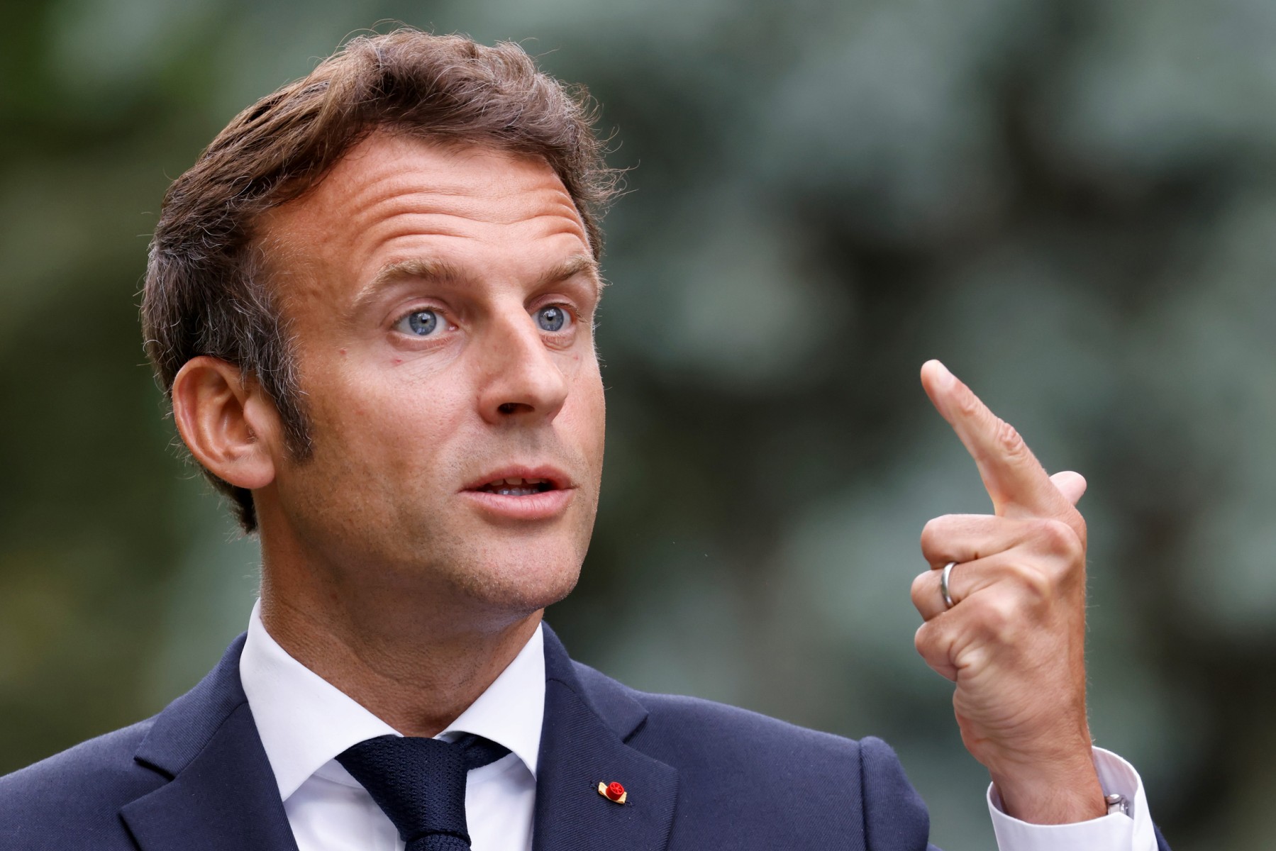 Céréales bloquées en Ukraine: Macron propose de passer par la Roumanie