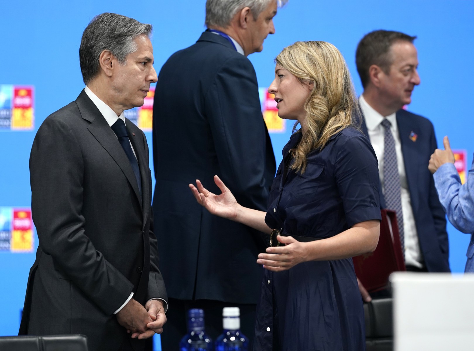 Le Canada accroît sa présence diplomatique en Europe de l'Est