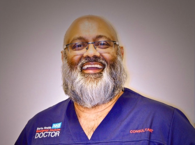 Un médecin britannique ayant effectué 15 fois le Hajj donne ses meilleurs conseils