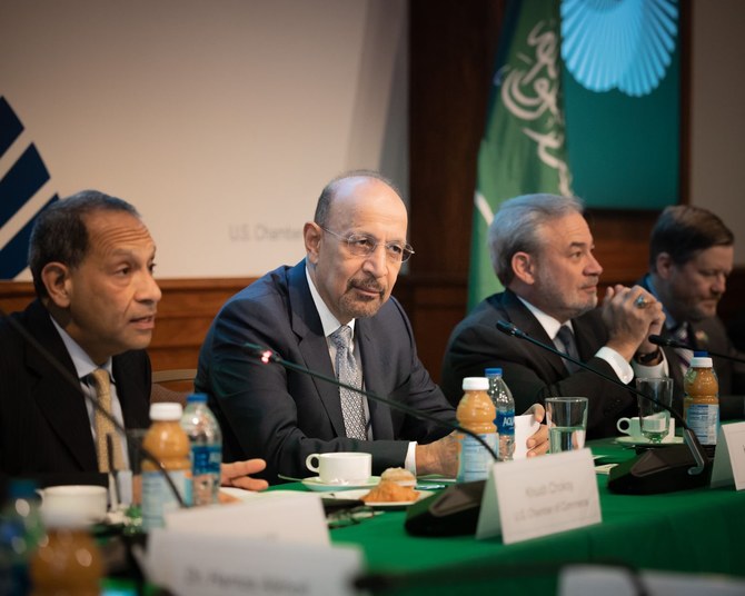 Un ministre saoudien rencontre des investisseurs américains avant la visite du président Biden